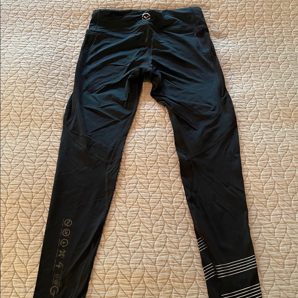 Virus leggings